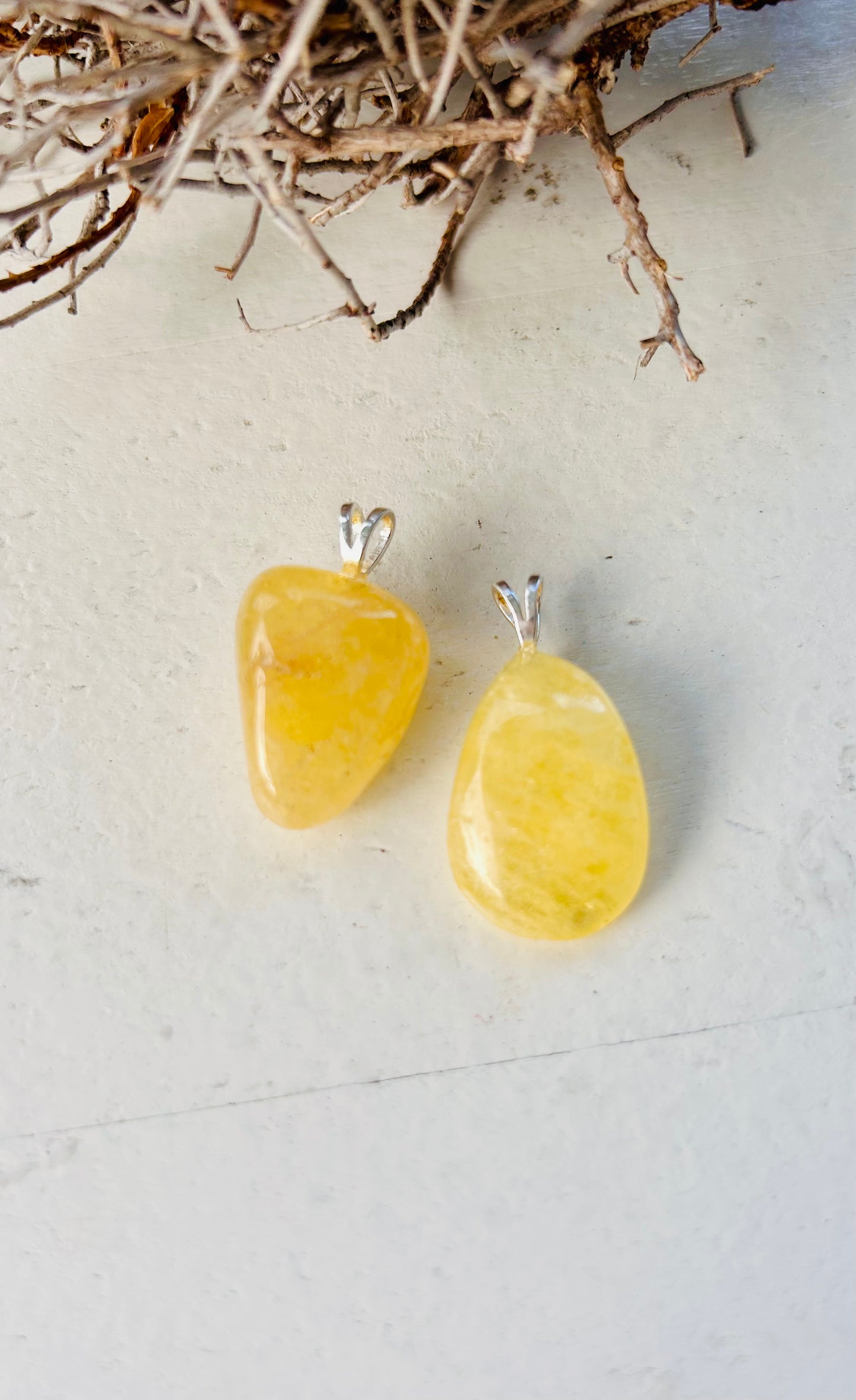 Danburit Gelb Ketten Anhänger | Unikate