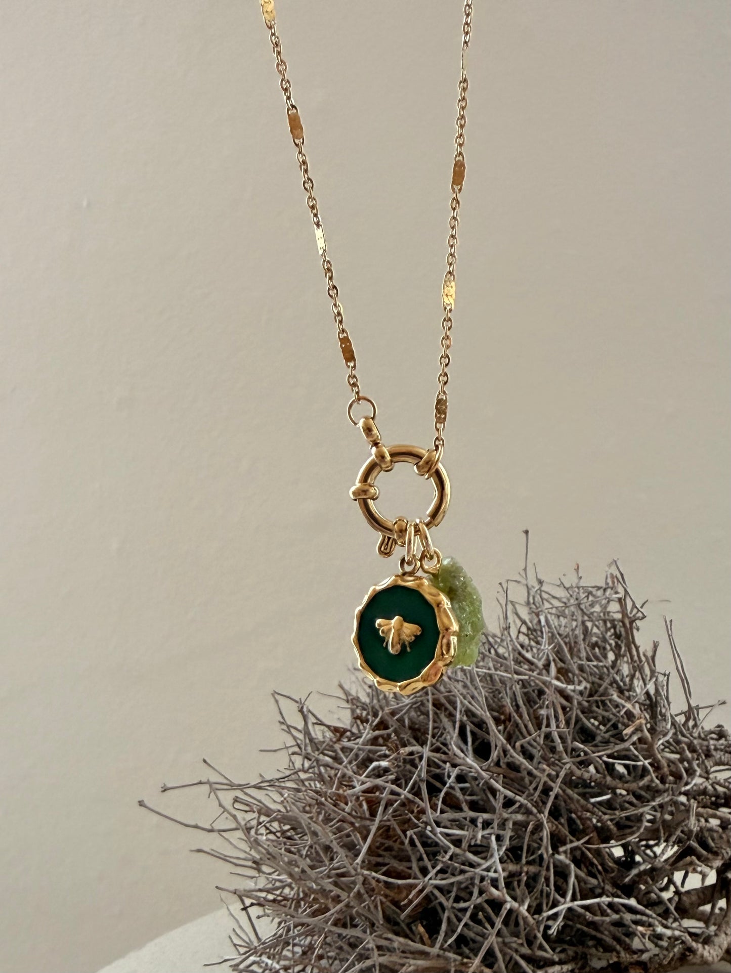 Golden Hive - Peridot Kette | Einzelstücke