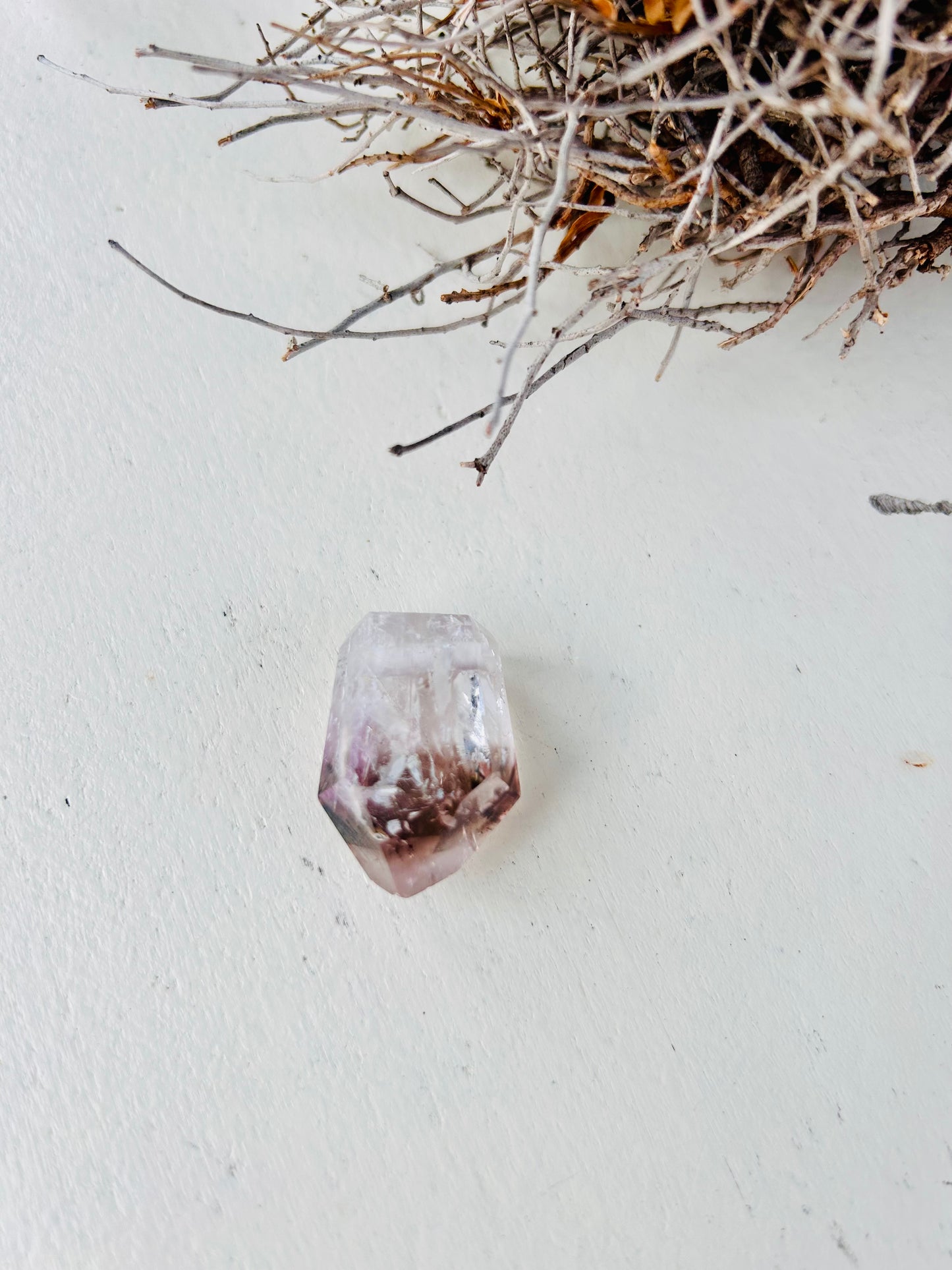 Gebohrte Amethyst-Rauchquarz-Kristalle