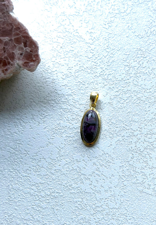 Sugilith-Anhänger | Einzelstück