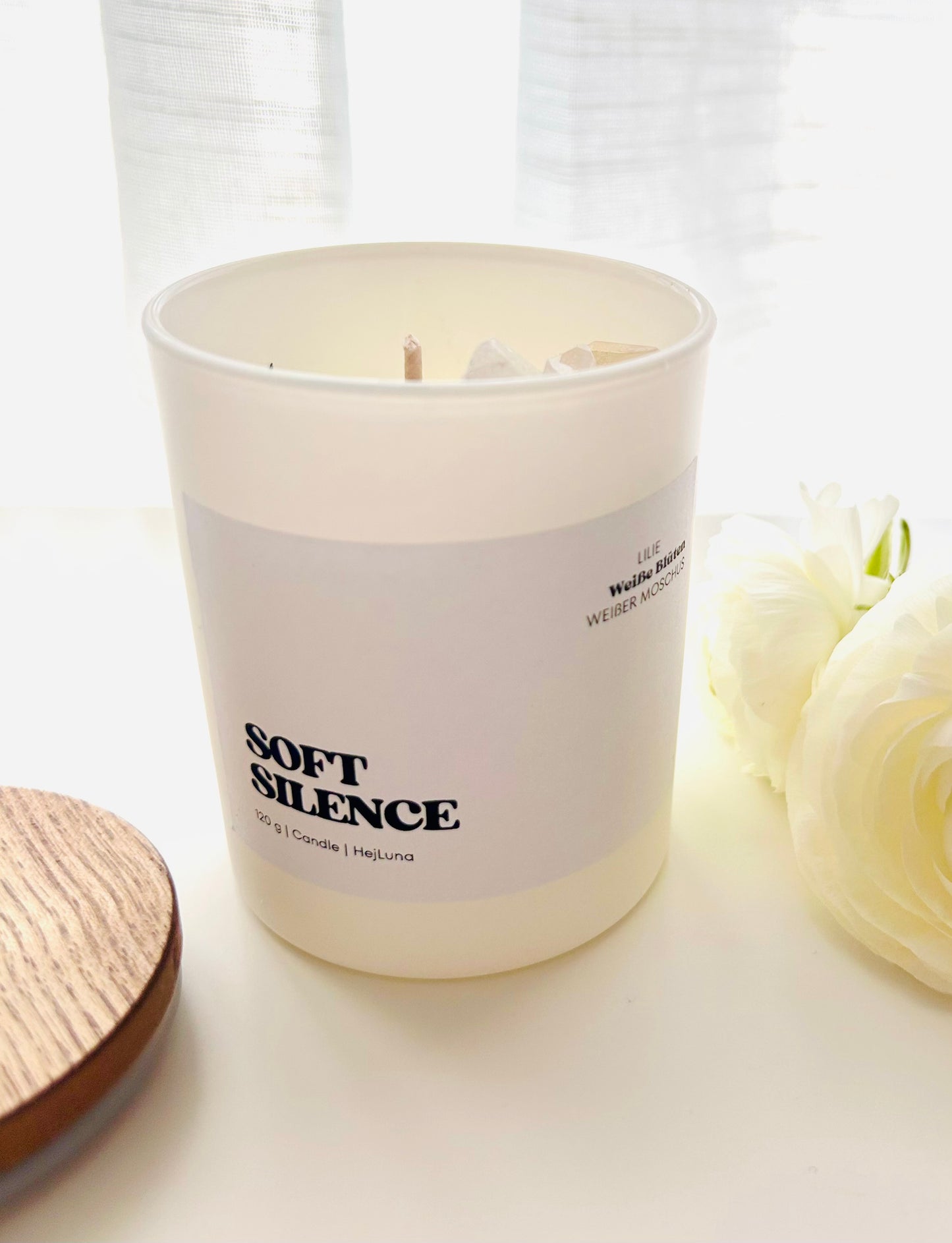 NEVE. CANDLE CLEAN COLLECTION