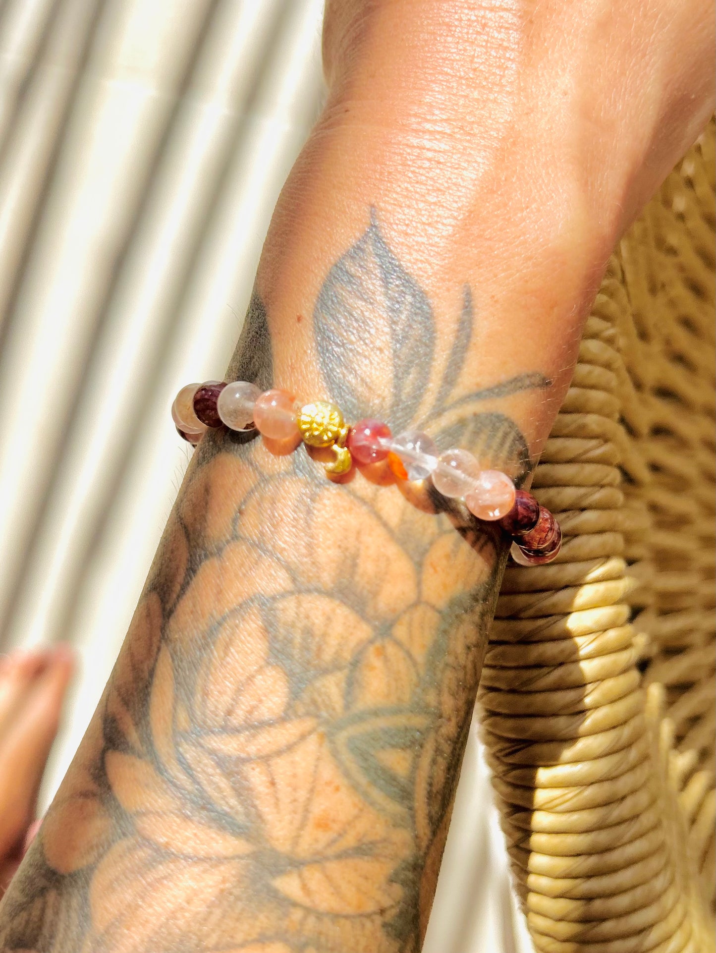 Red Healer Armband