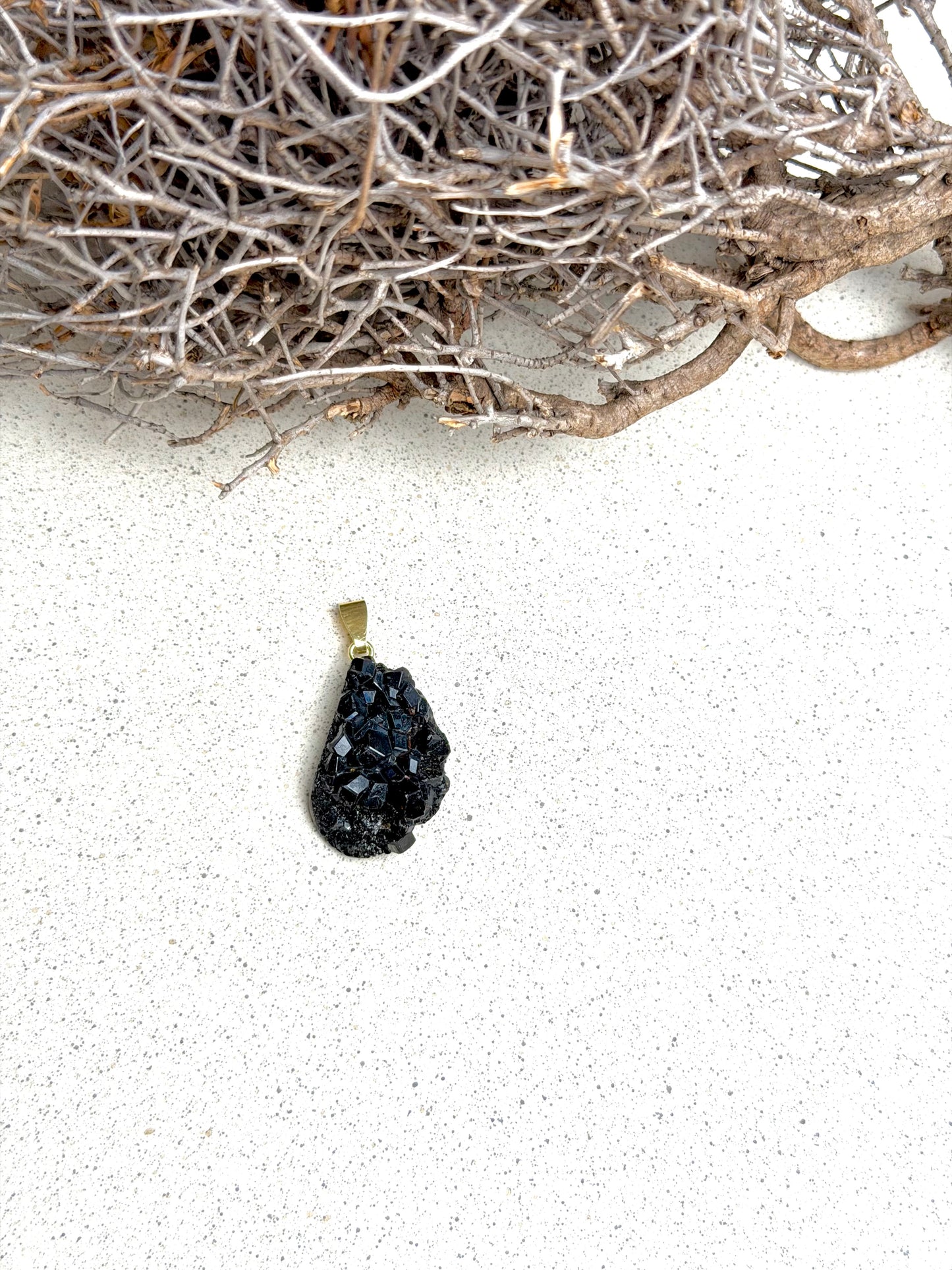 Andradit (Granat) – Anhänger