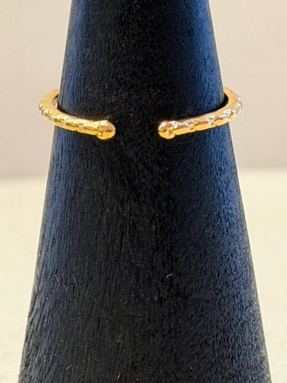 Whisper Light – Zirkonia Fine Ring · verstellbarer Edelstahlring