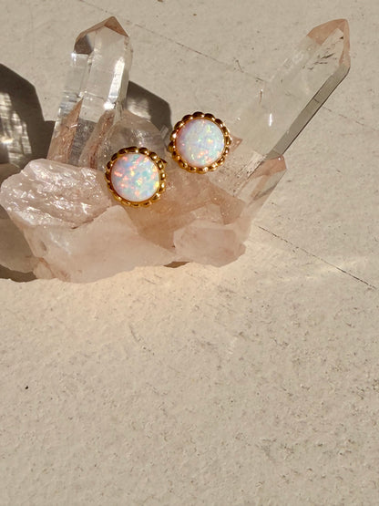 Queen Muse – Opal Ohrstecker