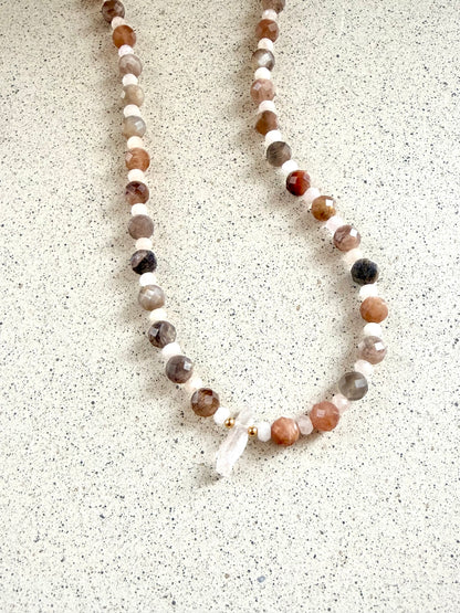 Rhiannon - Mondstein, Morganit & Kunzit Perlenkette | limited Edition