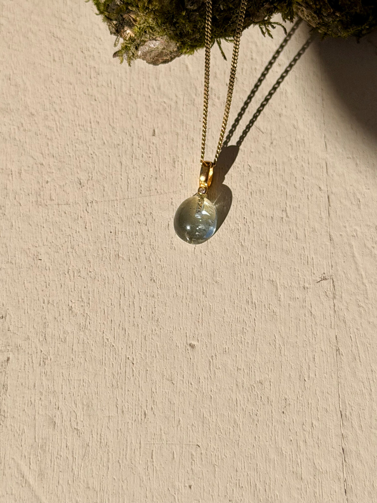 Aquamarin Anhänger mit Zirkonia  – Zarter Edelstein-Schmuckstück