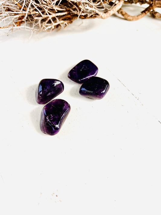 Amethyst Trommelsteine – Dunkel