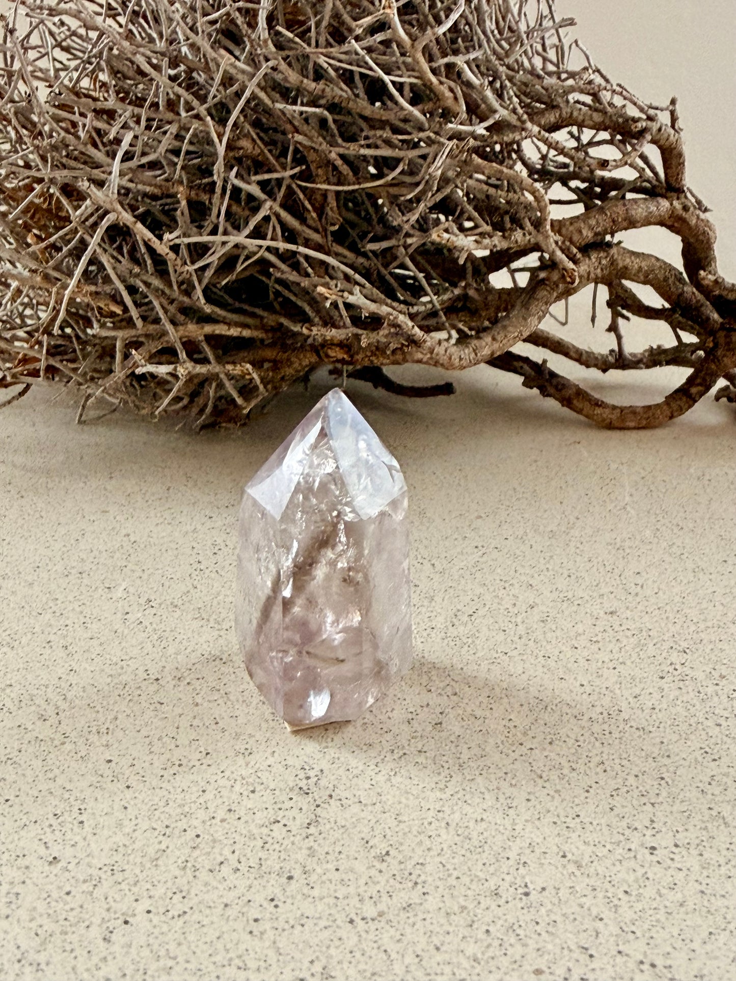 Gebohrte Amethyst-Rauchquarz-Kristalle