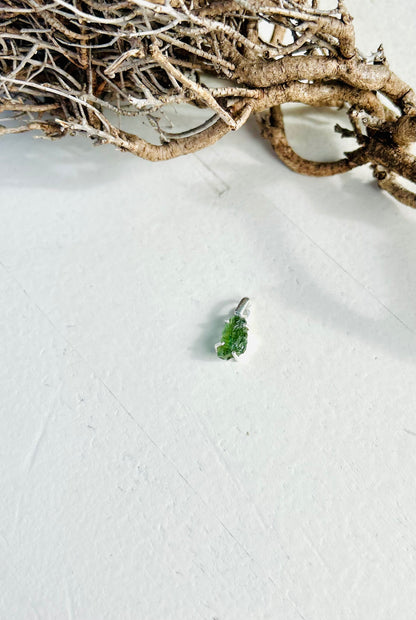 Moldavit – Anhänger in Silberfassung