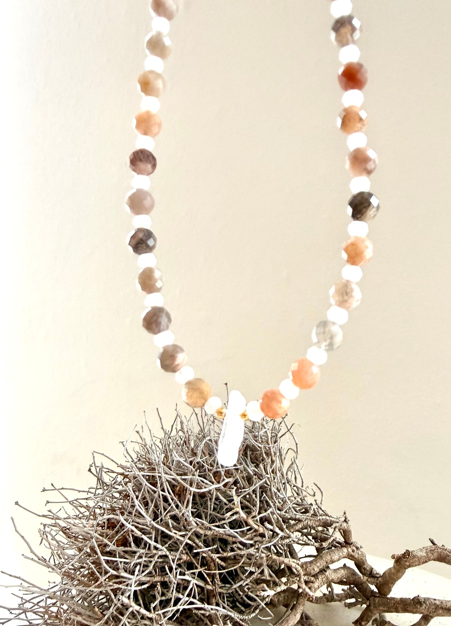 Rhiannon - Mondstein, Morganit & Kunzit Perlenkette | limited Edition