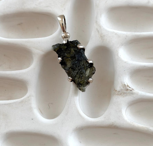 Moldavit Anhänger | Verschiedene Größen