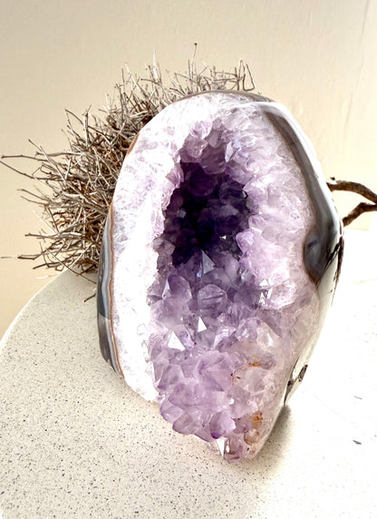 Amethyst Achat Druse poliert, 9x7 cm, mit Achat-Rand, HejLuna Bruchsal