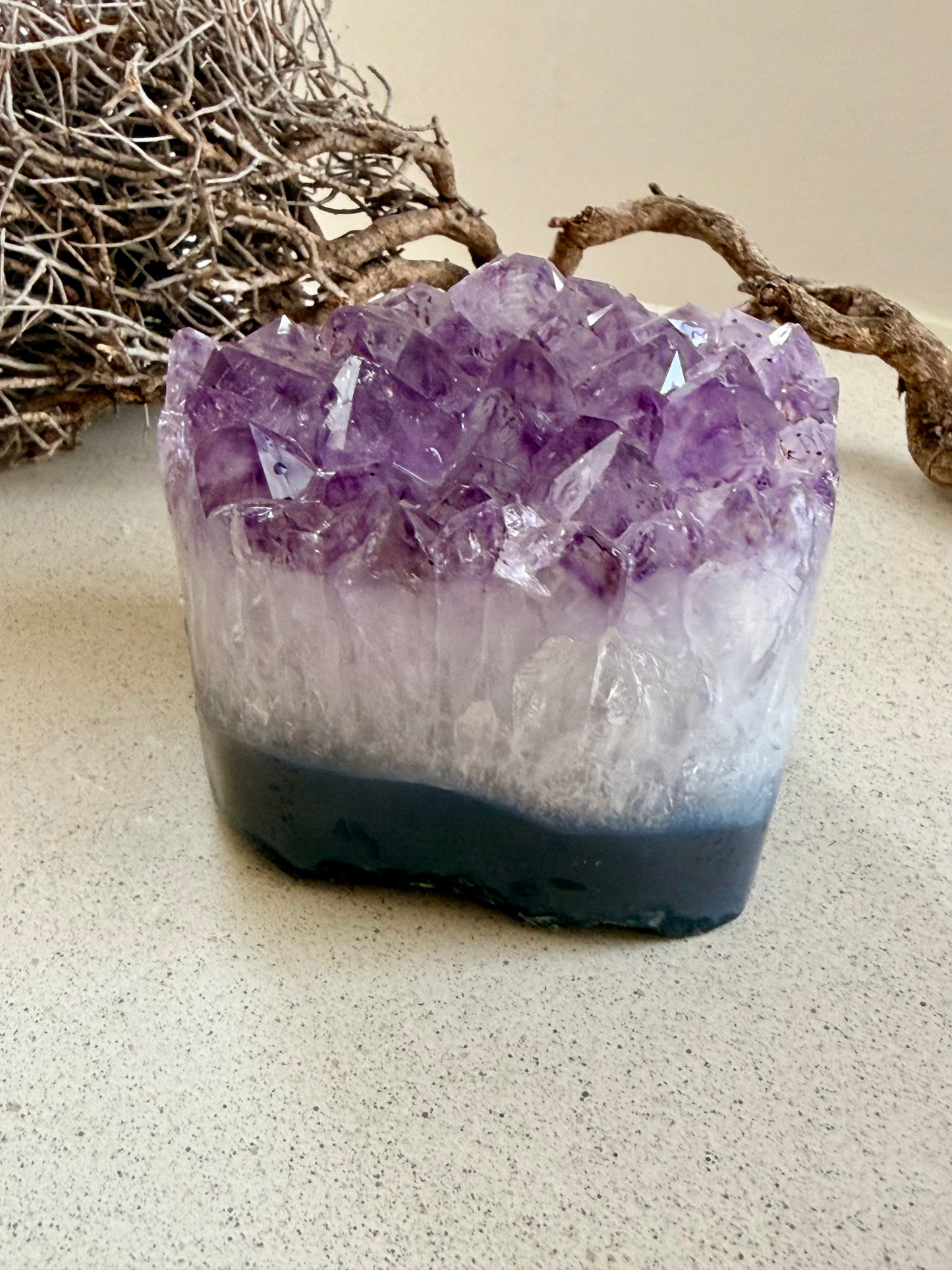 Polierte Amethystdruse, 9x8 cm, violette Kristallspitzen, HejLuna Bruchsal
