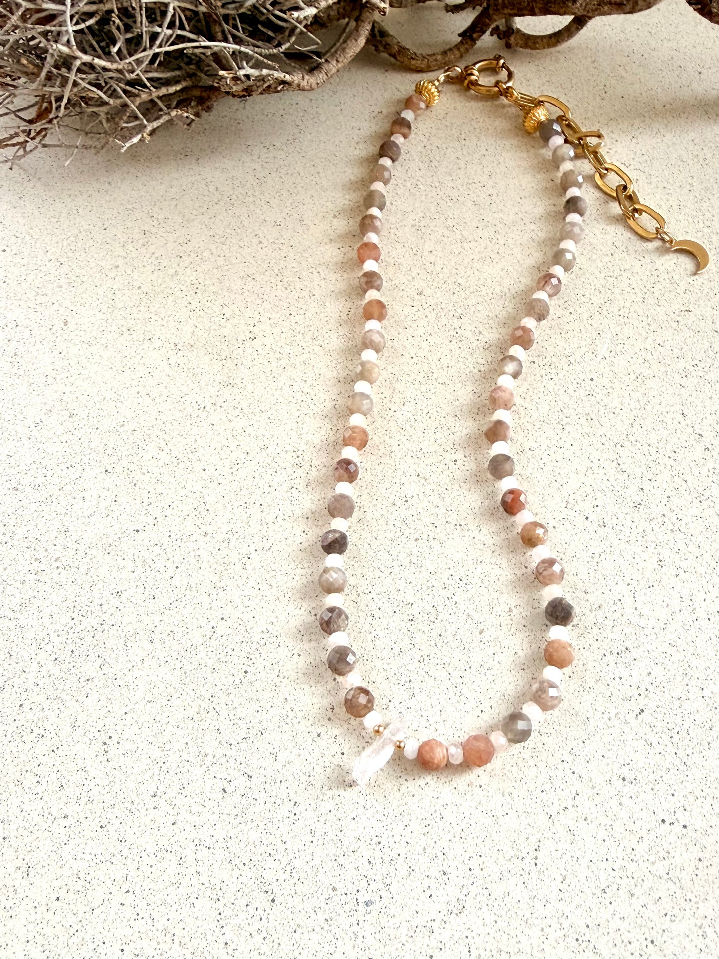 Rhiannon - Mondstein, Morganit & Kunzit Perlenkette | limited Edition