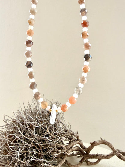 Rhiannon - Mondstein, Morganit & Kunzit Perlenkette | limited Edition