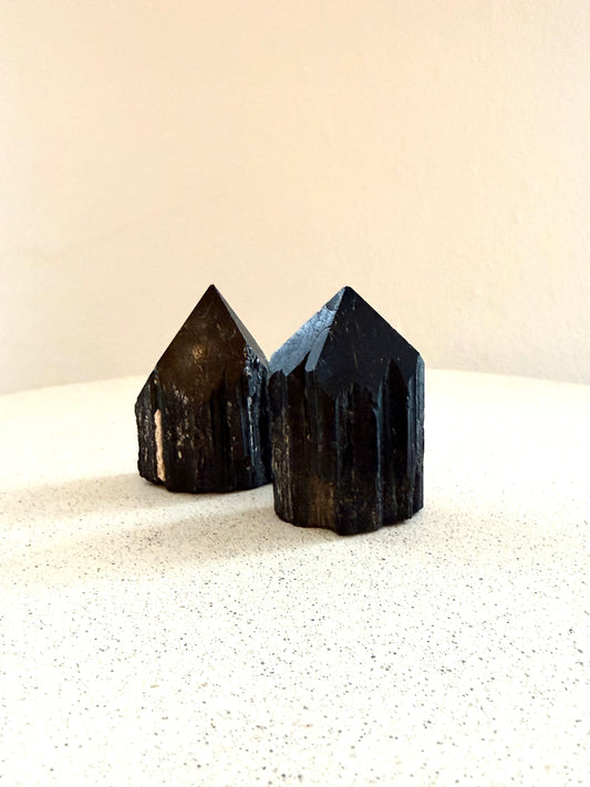 Schwarzer Turmalin – Rohspitze