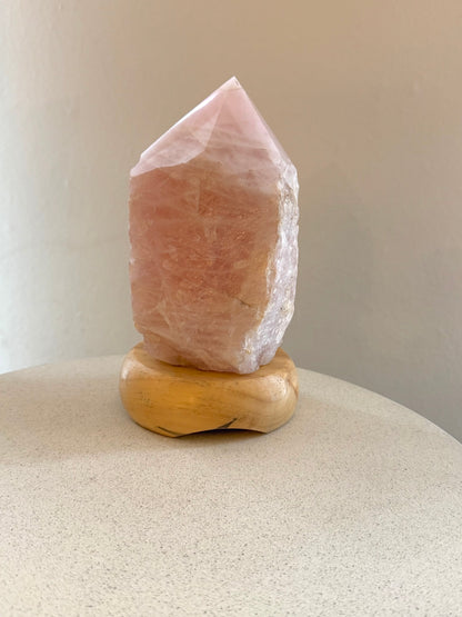 Kristalllampe aus Amethyst, Rosenquarz oder Bergkristall – natürliche Edelstein-Lampe