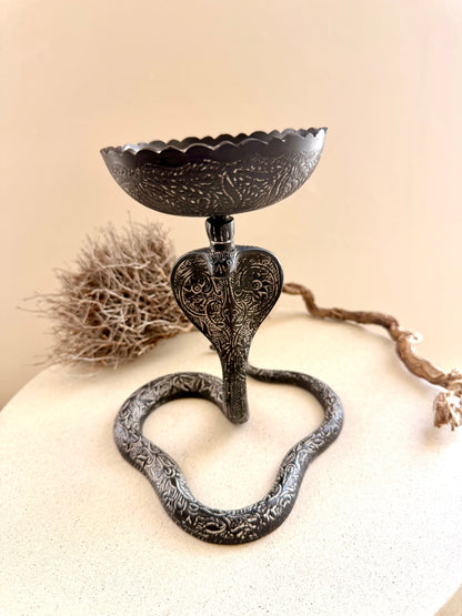 Räucherschale „Kobra“