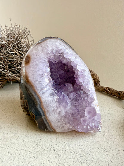 Amethyst Achat Druse poliert, 9x7 cm, mit Achat-Rand, HejLuna Bruchsal
