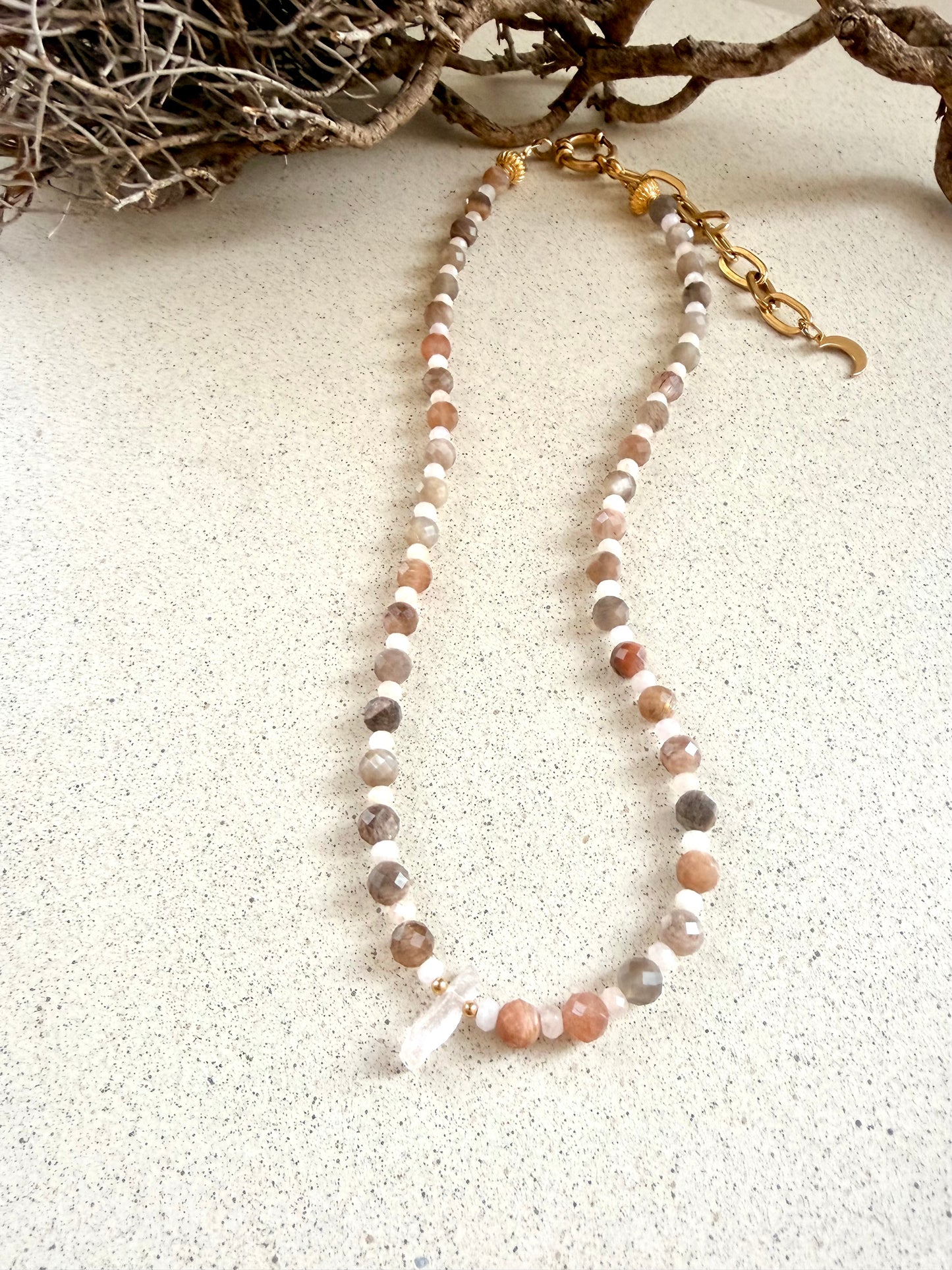 Rhiannon - Mondstein, Morganit & Kunzit Perlenkette | limited Edition