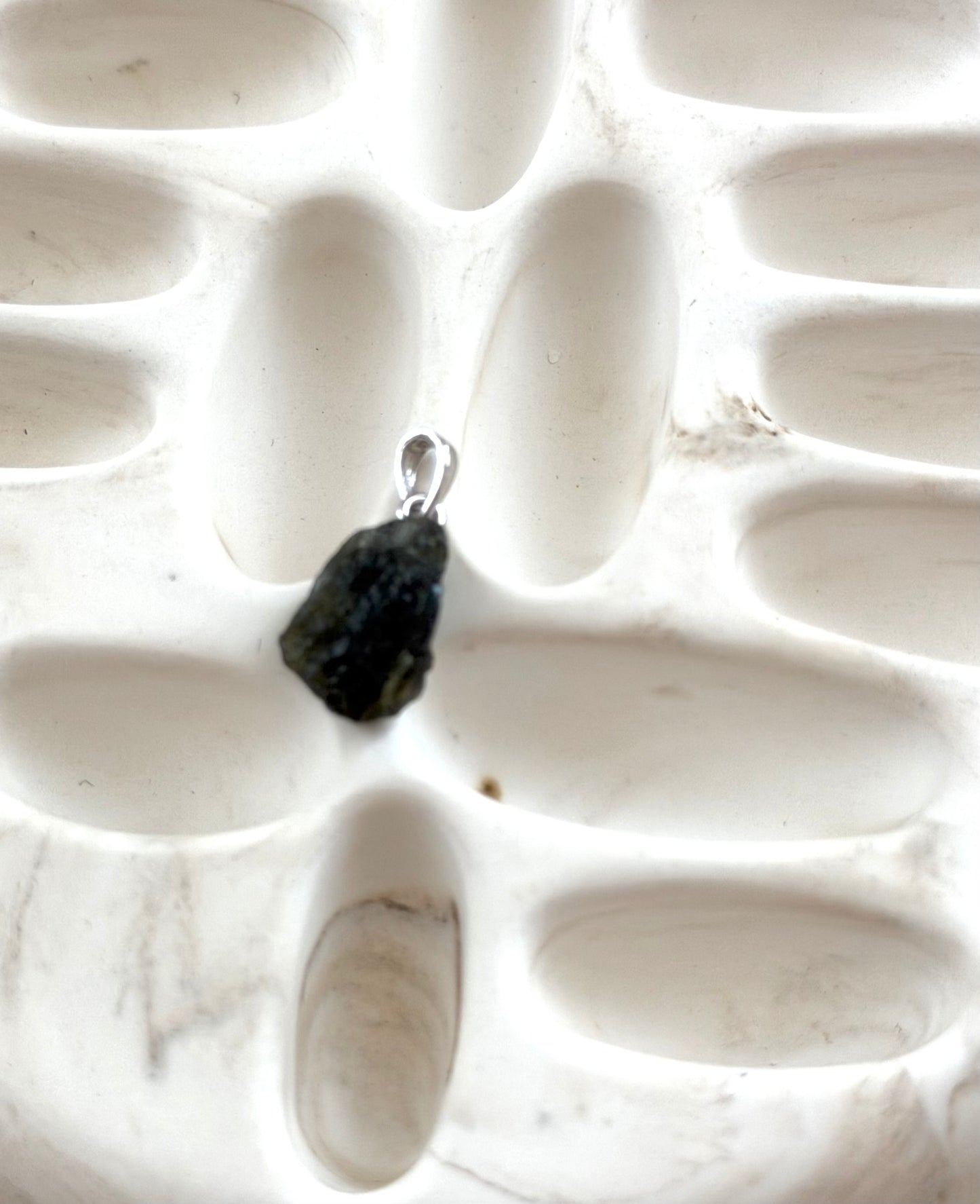 Moldavit Anhänger | Verschiedene Größen