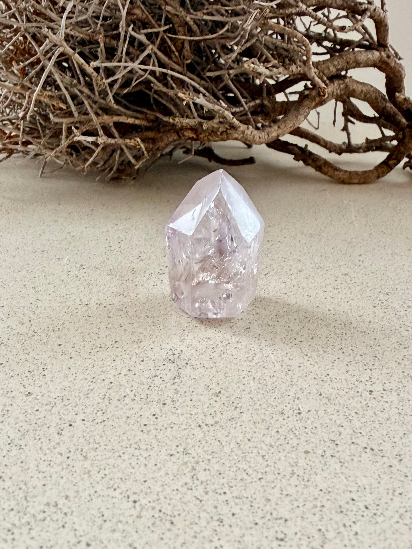 Gebohrte Amethyst-Rauchquarz-Kristalle